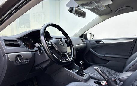 Volkswagen Jetta VI, 2015 год, 970 000 рублей, 16 фотография