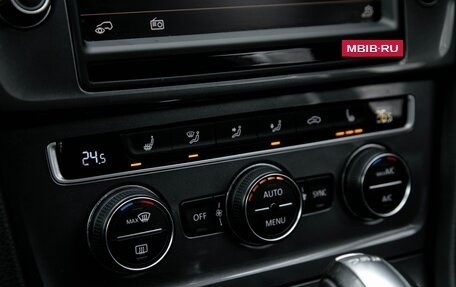 Volkswagen Golf VII, 2015 год, 1 600 000 рублей, 38 фотография