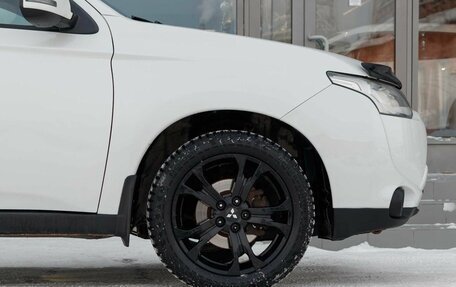 Mitsubishi Outlander III рестайлинг 3, 2013 год, 1 600 000 рублей, 9 фотография