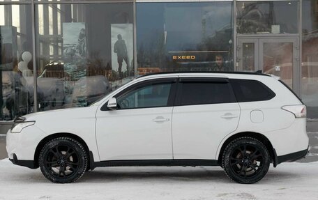 Mitsubishi Outlander III рестайлинг 3, 2013 год, 1 600 000 рублей, 8 фотография
