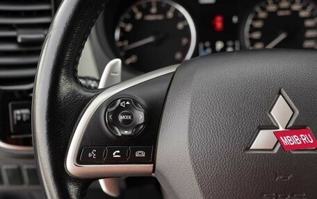 Mitsubishi Outlander III рестайлинг 3, 2013 год, 1 600 000 рублей, 12 фотография