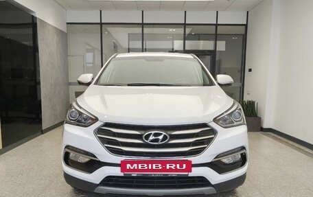 Hyundai Santa Fe III рестайлинг, 2017 год, 3 000 000 рублей, 3 фотография