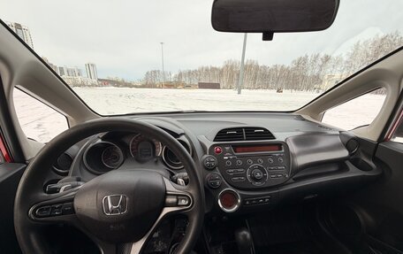 Honda Jazz II рестайлинг, 2011 год, 650 000 рублей, 5 фотография