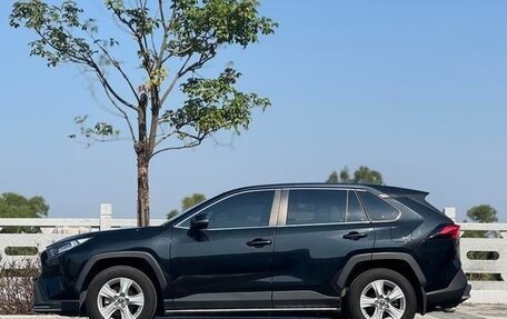 Toyota RAV4, 2023 год, 3 223 000 рублей, 3 фотография