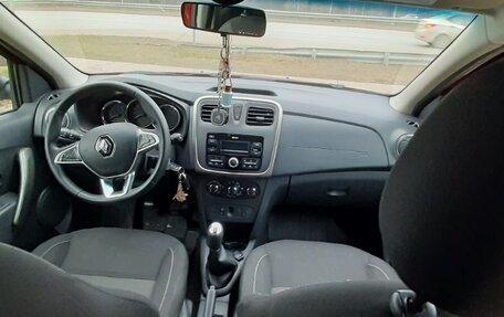 Renault Sandero II рестайлинг, 2019 год, 1 450 000 рублей, 4 фотография