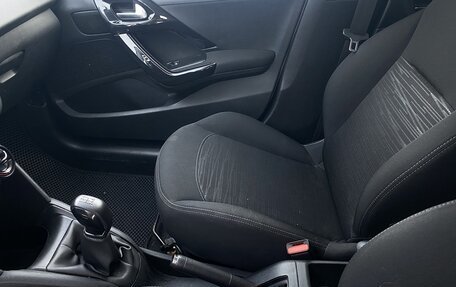 Peugeot 208 II, 2013 год, 470 000 рублей, 17 фотография