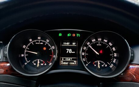 Skoda Superb III рестайлинг, 2010 год, 1 200 000 рублей, 10 фотография