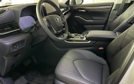 Toyota Highlander, 2025 год, 6 300 000 рублей, 10 фотография