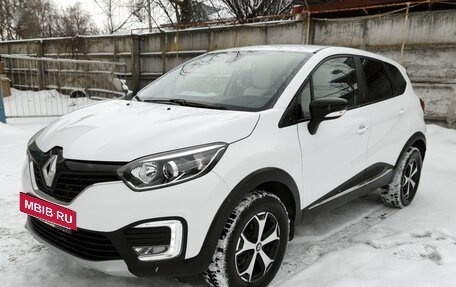 Renault Kaptur I рестайлинг, 2017 год, 1 480 000 рублей, 2 фотография