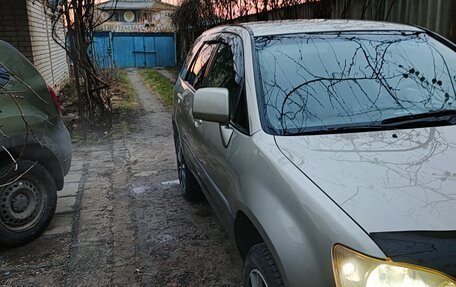 Lexus RX IV рестайлинг, 1999 год, 870 000 рублей, 20 фотография