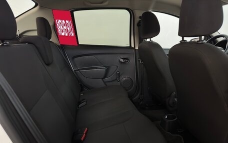 Renault Logan II, 2019 год, 990 000 рублей, 10 фотография