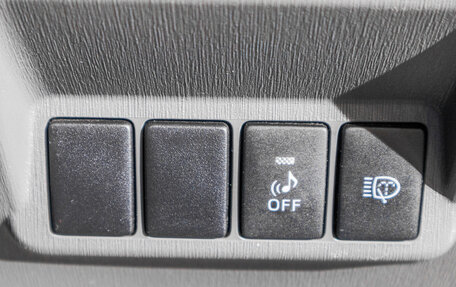 Toyota Prius Alpha I (ZVW40/41), 2011 год, 1 269 000 рублей, 12 фотография