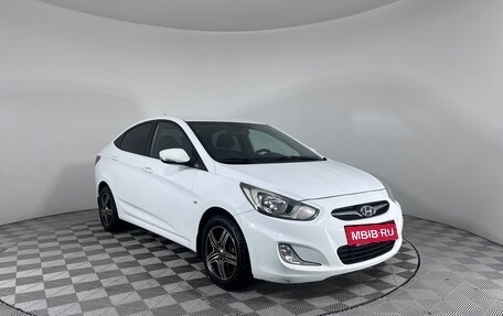 Hyundai Solaris II рестайлинг, 2012 год, 847 000 рублей, 3 фотография