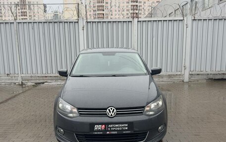 Volkswagen Polo VI (EU Market), 2011 год, 625 000 рублей, 2 фотография