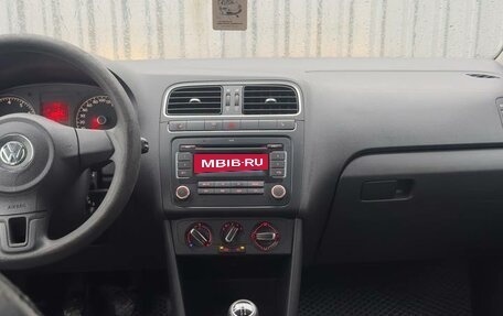 Volkswagen Polo VI (EU Market), 2011 год, 625 000 рублей, 14 фотография