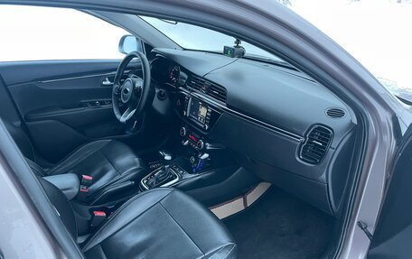 KIA Rio IV, 2019 год, 1 390 000 рублей, 10 фотография