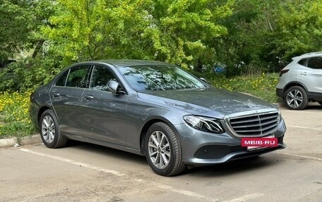 Mercedes-Benz E-Класс, 2019 год, 7 000 000 рублей, 2 фотография