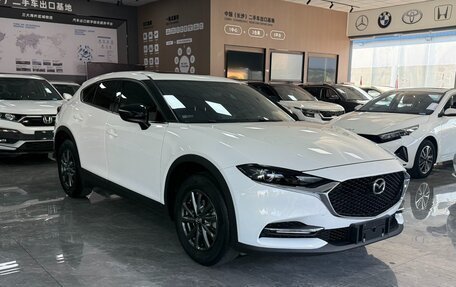 Mazda CX-4, 2022 год, 2 347 000 рублей, 3 фотография