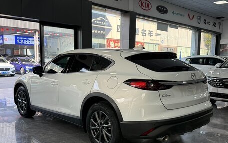 Mazda CX-4, 2022 год, 2 347 000 рублей, 6 фотография