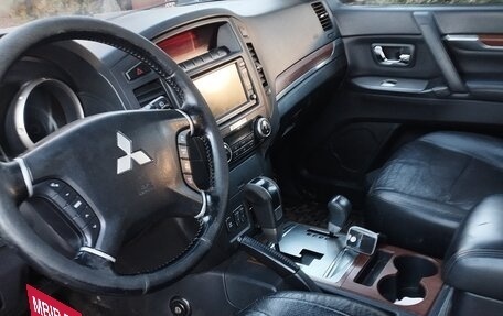 Mitsubishi Pajero IV, 2008 год, 850 000 рублей, 10 фотография