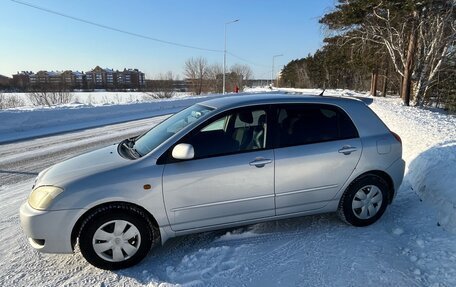 Toyota Corolla, 2004 год, 650 000 рублей, 4 фотография