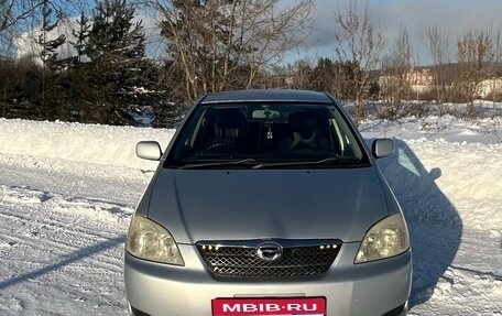 Toyota Corolla, 2004 год, 650 000 рублей, 1 фотография