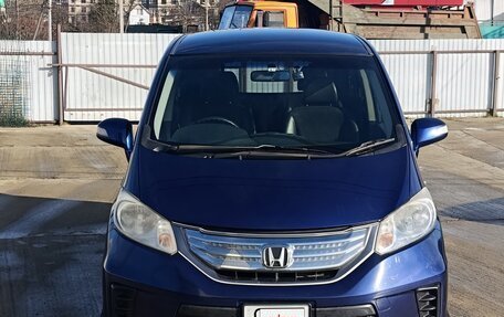 Honda Freed I, 2012 год, 990 000 рублей, 2 фотография