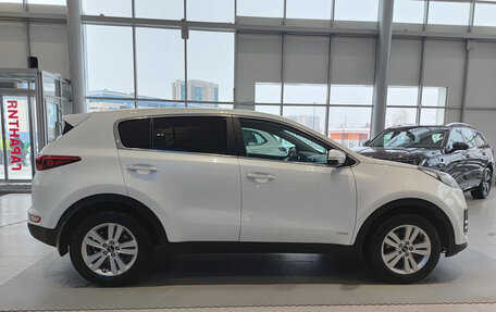 KIA Sportage IV рестайлинг, 2018 год, 2 256 000 рублей, 5 фотография