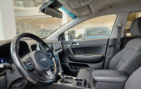 KIA Sportage IV рестайлинг, 2018 год, 2 256 000 рублей, 20 фотография