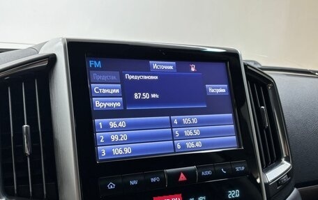 Toyota Land Cruiser 200, 2018 год, 6 400 000 рублей, 14 фотография