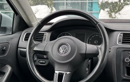 Volkswagen Jetta VI, 2011 год, 895 000 рублей, 9 фотография