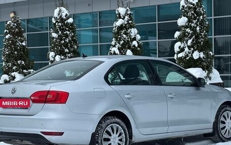 Volkswagen Jetta VI, 2011 год, 895 000 рублей, 6 фотография