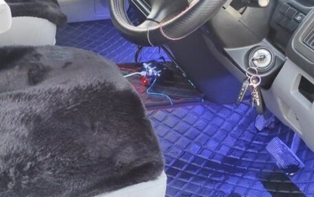 Mazda MPV I, 1996 год, 380 000 рублей, 11 фотография