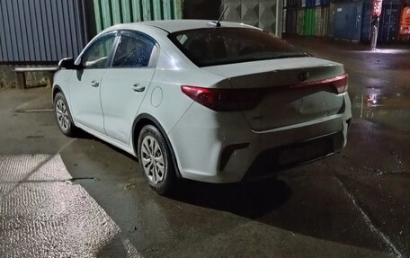 KIA Rio IV, 2017 год, 550 000 рублей, 3 фотография