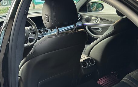 Mercedes-Benz E-Класс, 2017 год, 3 100 000 рублей, 14 фотография