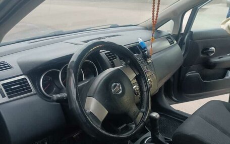 Nissan Tiida, 2010 год, 435 000 рублей, 3 фотография