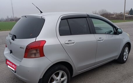 Toyota Yaris III рестайлинг, 2007 год, 740 000 рублей, 4 фотография