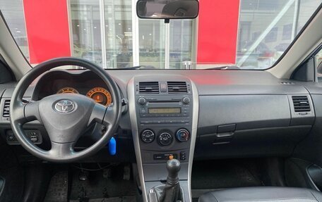 Toyota Corolla, 2008 год, 650 000 рублей, 11 фотография