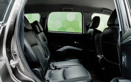 Mitsubishi Outlander III рестайлинг 3, 2010 год, 1 050 000 рублей, 12 фотография