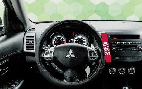 Mitsubishi Outlander III рестайлинг 3, 2010 год, 1 050 000 рублей, 14 фотография