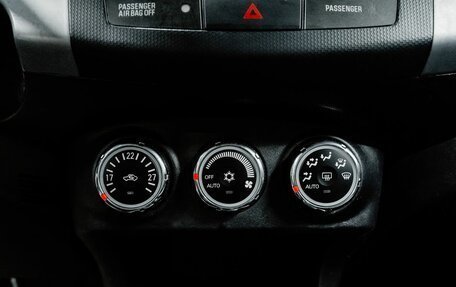 Mitsubishi Outlander III рестайлинг 3, 2010 год, 1 050 000 рублей, 19 фотография