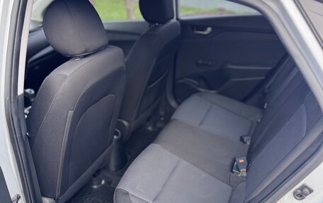 Hyundai Solaris II рестайлинг, 2017 год, 1 100 000 рублей, 8 фотография