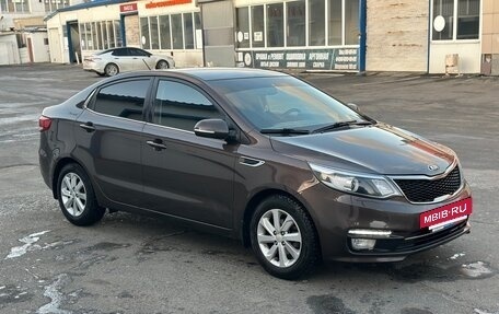 KIA Rio III рестайлинг, 2015 год, 950 000 рублей, 2 фотография