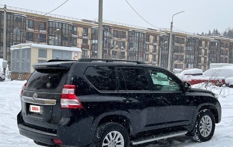 Toyota Land Cruiser Prado 150 рестайлинг 2, 2016 год, 3 700 000 рублей, 6 фотография