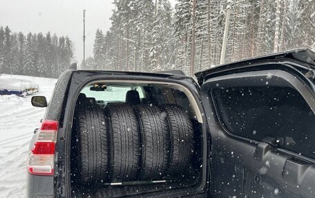 Toyota Land Cruiser Prado 150 рестайлинг 2, 2016 год, 3 700 000 рублей, 12 фотография