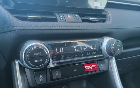 Toyota RAV4, 2025 год, 4 320 000 рублей, 25 фотография