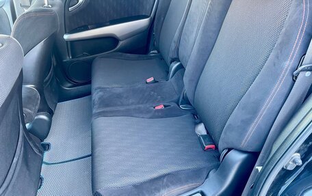 Honda Stream II, 2010 год, 1 400 000 рублей, 7 фотография