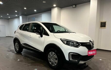 Renault Kaptur I рестайлинг, 2017 год, 1 365 000 рублей, 1 фотография