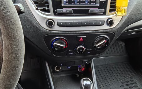 Hyundai Solaris II рестайлинг, 2019 год, 965 000 рублей, 1 фотография