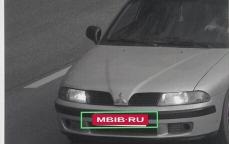Mitsubishi Carisma I, 2003 год, 400 000 рублей, 4 фотография